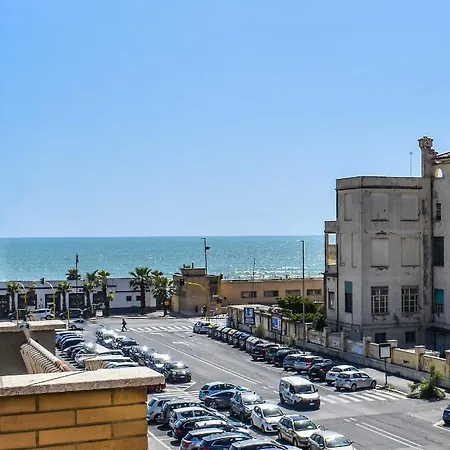 Mau House Apartment Lido di Ostia